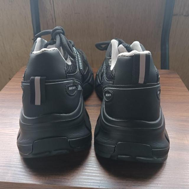 新品 24cm レディース スニーカー ブラック シューズ 靴 厚底 カジュアル < 女性ファッション  新品 24cm レディース スニーカー ブラック シューズ 靴 厚底 カジュアル < 女性ファッションの