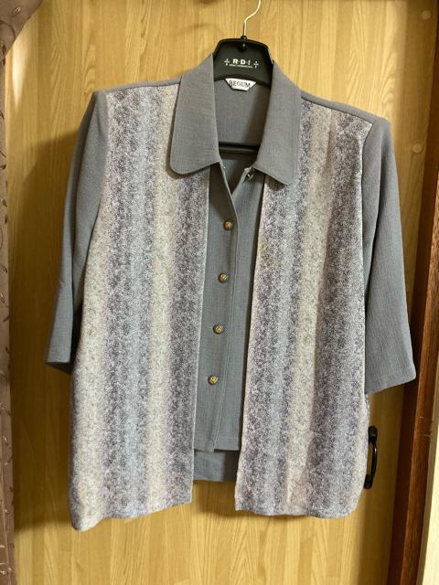 2025.未使用☆BEGUM☆薄手ジャケット トップス☆グレー配色☆サイズ11号 < 女性ファッション  2025.未使用☆BEGUM☆薄手ジャケット トップス☆グレー配色☆サイズ11号  < 女性ファッションの