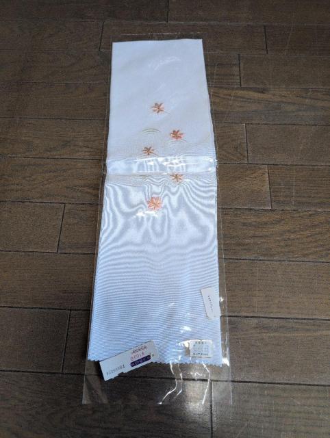 送料込!未使用タグ付き、刺繍柄半衿、みやび < 女性ファッション 送料込!未使用タグ付き、刺繍柄半衿、みやび < 女性ファッションの