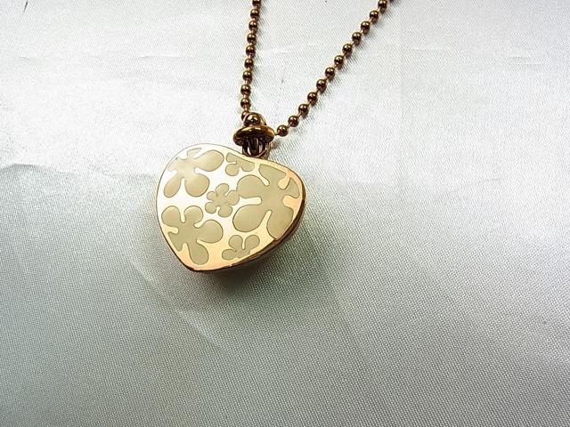 �y���K�i Folli Follie�i�t�H���t�H���j�y���_���g�l�b�N���X�z�s���N�S�[���h�J���[ �� �u�����h�� 