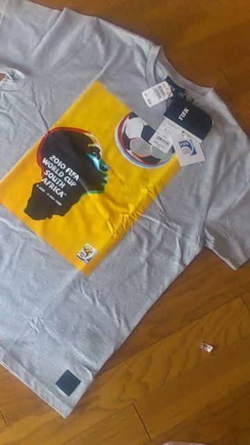 FIFA!男性Mサイズ!新品!タグ付き!半袖!Tシャツ < 男性ファッション  FIFA!男性Mサイズ!新品!タグ付き!半袖!Tシャツ  < 男性ファッションの