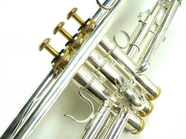 Follower gybgE⃁bL@iEI  zr[ 