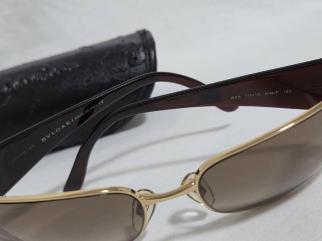 正規 レア ブルガリ ロゴ シャイニーメタルコンビフレーム サングラス 茶 ラグジュアリー オープンスクエア アイウェア 男女兼用 < ブランド 正規 レア ブルガリ ロゴ シャイニーメタルコンビフレーム サングラス 茶 ラグジュアリー オープンスクエア アイウェア 男女兼用 < ブランドの