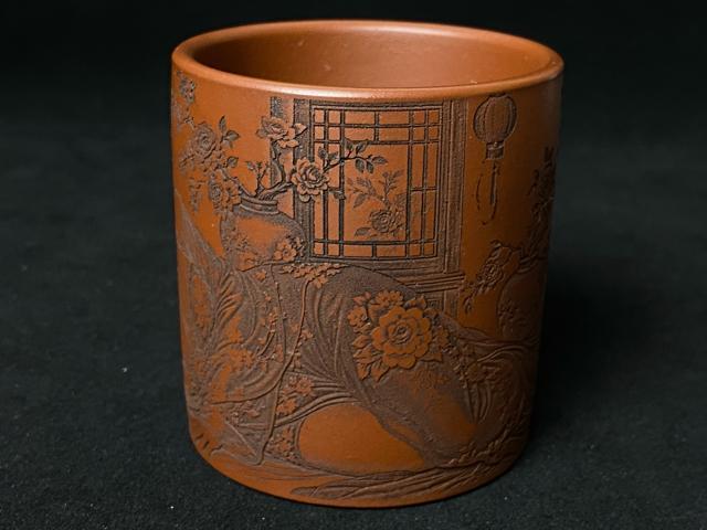 中国美術 紫砂 朱泥 刻絵 美人図 筆筒 茶道具 宜興 骨董品 古美術 唐物 置物 密刻 美人図 筆筒 繊密 彫刻 漢詩文 茶器 < インテリア/ライフ 中国美術 紫砂 朱泥 刻絵 美人図 筆筒 茶道具 宜興 骨董品 古美術 唐物 置物 密刻 美人図 筆筒 繊密 彫刻 漢詩文 茶器 < インテリア/ライフの