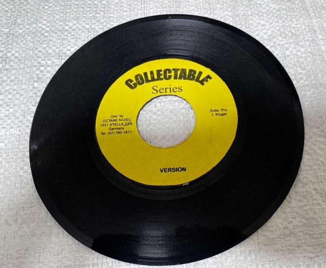 Max Romeo - War in a Babylon Collectable Series ���Q�G �_�u �� CD/DVD/�r�f�I�� 