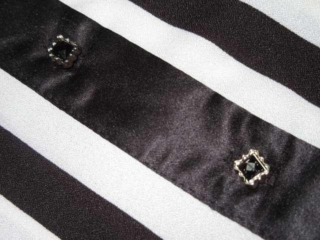 未使用☆モノトーン*太ストライプ模様*長袖シャツ*レディース < 女性ファッション  未使用☆モノトーン*太ストライプ模様*長袖シャツ*レディース < 女性ファッションの