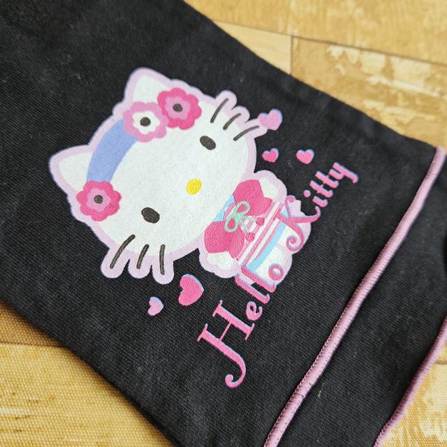新品*タグ付き*ハローキティ*ズボン*ラメ*フリル*キティちゃん*英字*ロゴ*ハート*花*黒×ピンク*パンツ*80 < キッズ/ベビー  新品*タグ付き*ハローキティ*ズボン*ラメ*フリル*キティちゃん*英字*ロゴ*ハート*花*黒×ピンク*パンツ*80 < キッズ/ベビーの