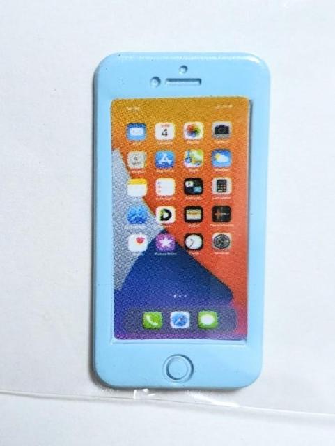 ミニチュア★スマホ★スマートフォン★携帯★水色@★色違いたくさんあります♪ドールハウス★オマケシールお付けします★ < おもちゃ  ミニチュア★スマホ★スマートフォン★携帯★水色@★色違いたくさんあります♪ドールハウス★オマケシールお付けします★  < おもちゃの