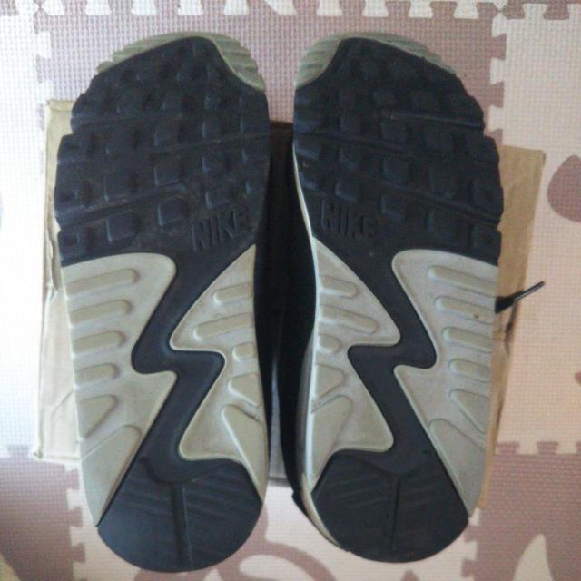 値下げ NIKE エアマックス 23.5p 黒 レディーススニーカー ブラック×ホワイト×グレー < ブランド  値下げ NIKE エアマックス 23.5p 黒 レディーススニーカー ブラック×ホワイト×グレー < ブランドの