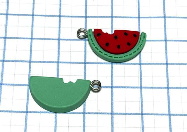 1760 半分のスイカ 5個 樹脂チャーム アクセサリーパーツ 食べ物 ハンドメイド材料 果物 フルーツ 夏 < ペット/手芸/園芸 1760 半分のスイカ 5個 樹脂チャーム アクセサリーパーツ 食べ物 ハンドメイド材料 果物 フルーツ 夏 < ペット/手芸/園芸の