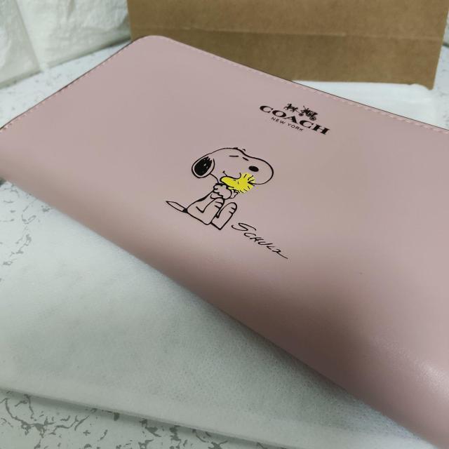 �V�iCOACH�@�����zCOACH�~SNOOPY �R���{�@�X�k�[�s�[&�E�b�h�X�g�b�N ���E���h�W�b�v�E�H���b�g �� �u�����h�� 