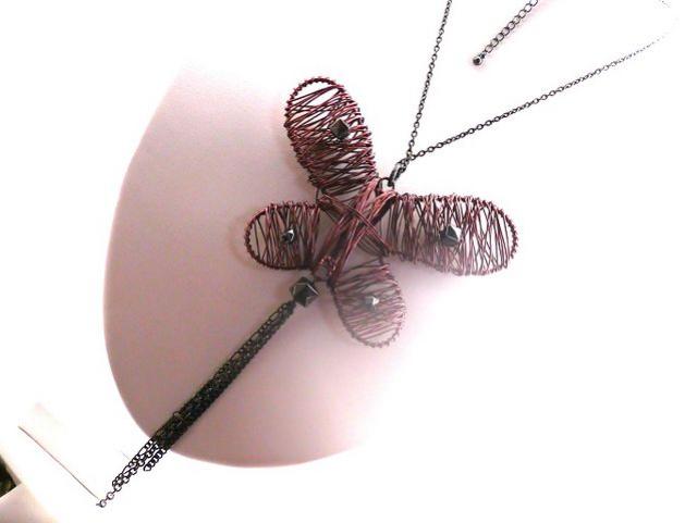 新品アンティーク調個性派エスニック大きなワイヤー蝶ネックレス < 女性アクセサリー/時計  新品アンティーク調個性派エスニック大きなワイヤー蝶ネックレス < 女性アクセサリー/時計の