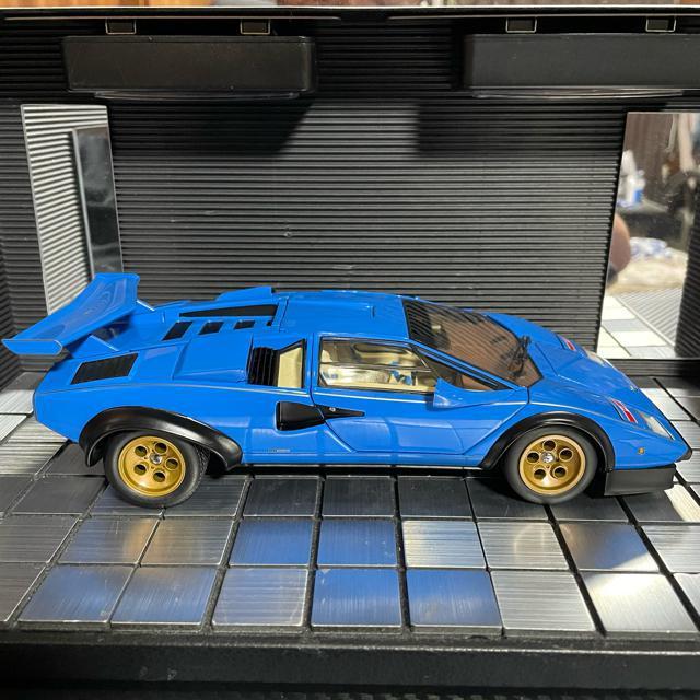 激レア!未展示品 京商 1/18 ランボルギーニカウンタックLP500S WW < ホビー  激レア!未展示品 京商 1/18 ランボルギーニカウンタックLP500S WW < ホビーの