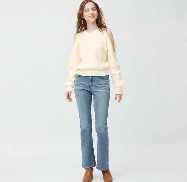 新品☆GU(ジーユー)カットアウトセーターS ナチュラル☆ < ブランド 新品☆GU(ジーユー)カットアウトセーターS ナチュラル☆ < ブランドの