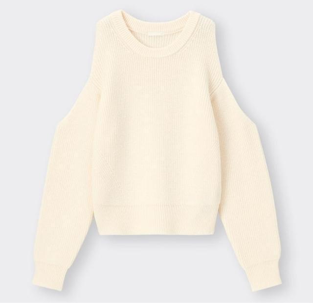新品☆GU(ジーユー)カットアウトセーターS ナチュラル☆ < ブランド 新品☆GU(ジーユー)カットアウトセーターS ナチュラル☆ < ブランドの