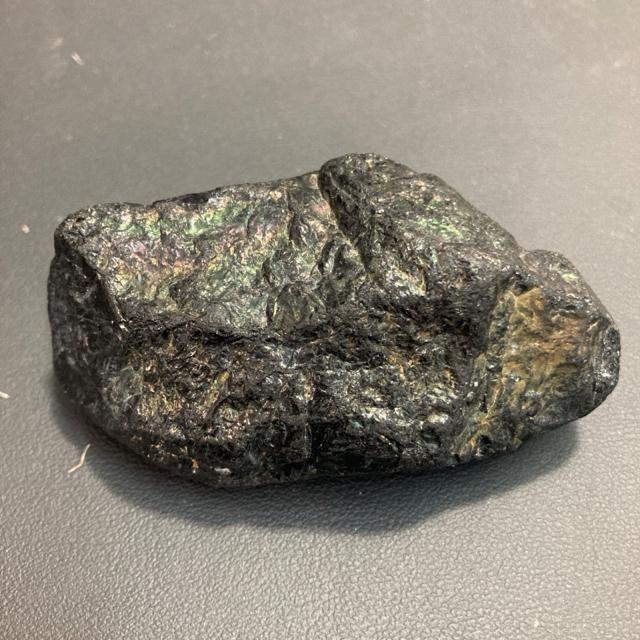 ブラックトルマリン レインボー black tourmaline 電気石 ショール 天然石 鉱物 1点もの 自然石 鉱物 原石 < インテリア/ライフ  ブラックトルマリン レインボー black tourmaline 電気石 ショール 天然石 鉱物 1点もの 自然石 鉱物 原石  < インテリア/ライフの