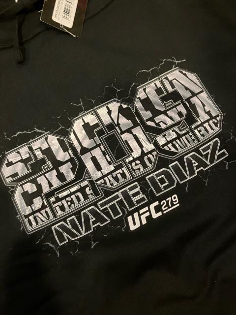 INDEPENDENT UFC 総合格闘技 大きいsize 2XL位プルオーバー < 男性ファッション INDEPENDENT UFC 総合格闘技 大きいsize 2XL位プルオーバー < 男性ファッションの