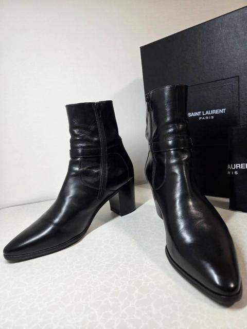 正規美レア サンローランパリ 85 フレンチブーツ 黒 40 25~26 メンズ 9cmヒール ベルトバックル装飾 YSL 付属有 < ブランド 正規美レア サンローランパリ 85 フレンチブーツ 黒 40 25~26 メンズ 9cmヒール ベルトバックル装飾 YSL 付属有 < ブランドの
