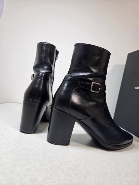 正規美レア サンローランパリ 85 フレンチブーツ 黒 40 25~26 メンズ 9cmヒール ベルトバックル装飾 YSL 付属有 < ブランド 正規美レア サンローランパリ 85 フレンチブーツ 黒 40 25~26 メンズ 9cmヒール ベルトバックル装飾 YSL 付属有 < ブランドの