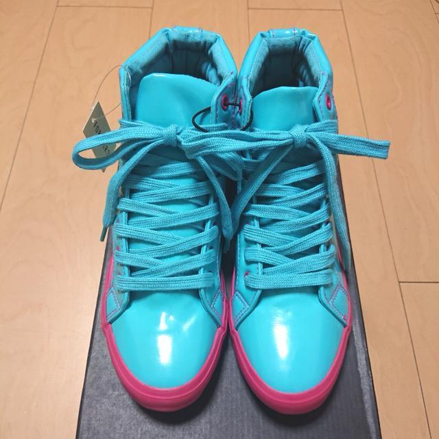 ݁@Vi^Ot@FOREVER21@tH[Go[21@nCJbgXj[J[   uh 