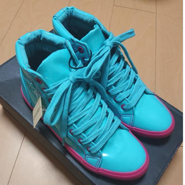 ݁@Vi^Ot@FOREVER21@tH[Go[21@nCJbgXj[J[  uh 