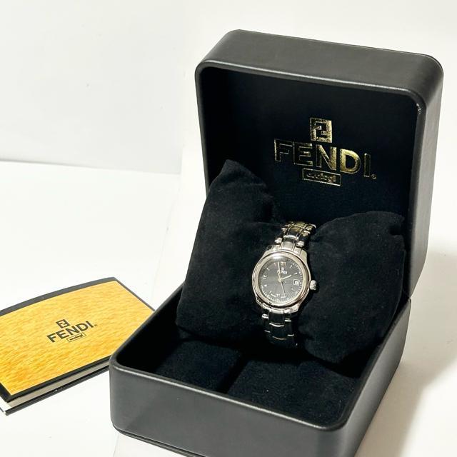 FENDI フェンディ クオーツ 062-761 QZ ブラック文字盤 デイト レディース腕時計 < ブランド FENDI フェンディ クオーツ 062-761 QZ ブラック文字盤 デイト レディース腕時計 < ブランドの