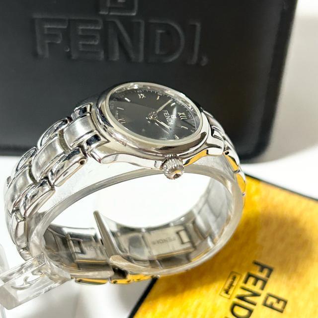 FENDI フェンディ クオーツ 062-761 QZ ブラック文字盤 デイト レディース腕時計 < ブランド FENDI フェンディ クオーツ 062-761 QZ ブラック文字盤 デイト レディース腕時計 < ブランドの