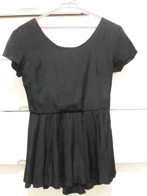 EGOIST黒サテン半袖ペプラムトップスパーティー♪エゴ新品未使用 < ブランド EGOIST黒サテン半袖ペプラムトップスパーティー♪エゴ新品未使用 < ブランドの