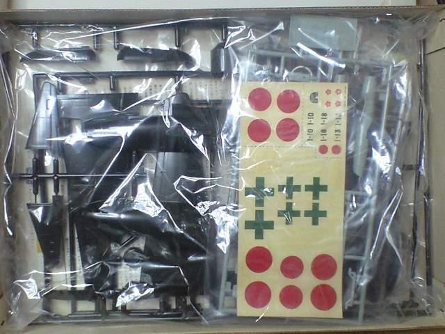 1/72 nZK {CR PU11^E11^  zr[ 