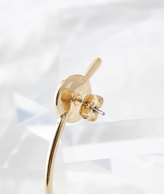 定価3,850円●アクセサリー袋付き!Styraxフラワーモチーフピアス●金ゴールド●Donnaruma < ブランド  定価3,850円●アクセサリー袋付き!Styraxフラワーモチーフピアス●金ゴールド●Donnaruma < ブランドの