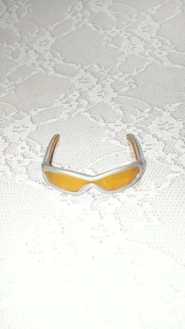 ブラッツBRATZドール人形用サングラス < おもちゃ ブラッツBRATZドール人形用サングラス < おもちゃの