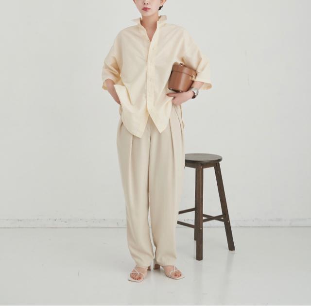 オーバーサイズシャツ【新品】アントマリーズ●オーバーサイズハーフスリーブシャツ●アイボリー クリームイエロー●Fフリー●韓国 < 女性ファッション  オーバーサイズシャツ【新品】アントマリーズ●オーバーサイズハーフスリーブシャツ●アイボリー クリームイエロー●Fフリー●韓国 < 女性ファッションの