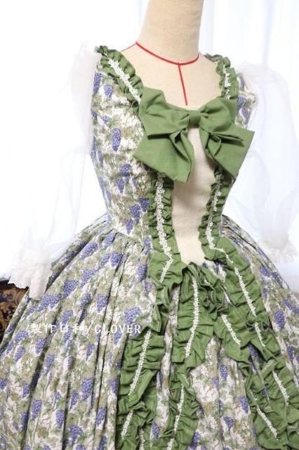 葡萄柄ドレス XS~Mサイズ < 女性ファッション  葡萄柄ドレス XS~Mサイズ < 女性ファッションの