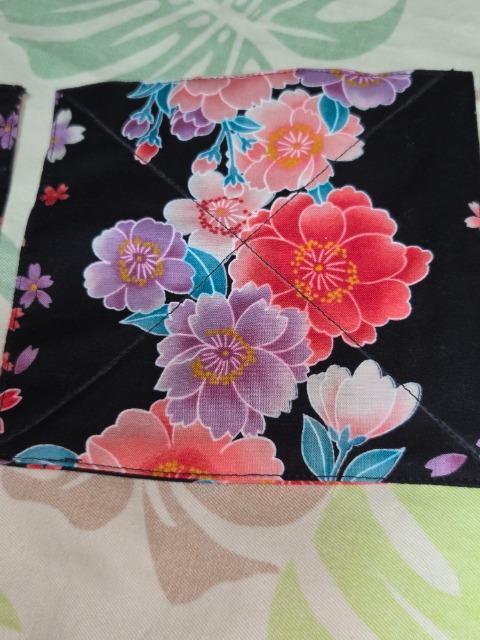 ★新品黒×桜ラメ入柄コースター2枚セット < キッズ/ベビー  ★新品黒×桜ラメ入柄コースター2枚セット < キッズ/ベビーの