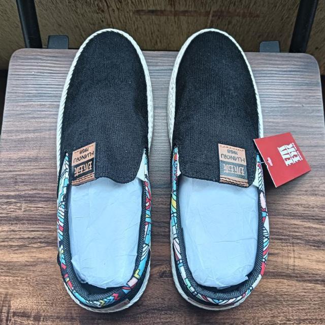 新品 25cm メンズ スリッポン シューズ ブラック 靴 男女兼用 カジュアル < 男性ファッション  新品 25cm メンズ スリッポン シューズ ブラック 靴 男女兼用 カジュアル < 男性ファッションの