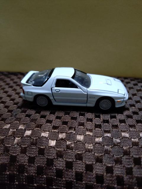トミカ 1/61ミニカー マツダ サバンナRXー7 < ホビー トミカ 1/61ミニカー マツダ サバンナRXー7 < ホビーの