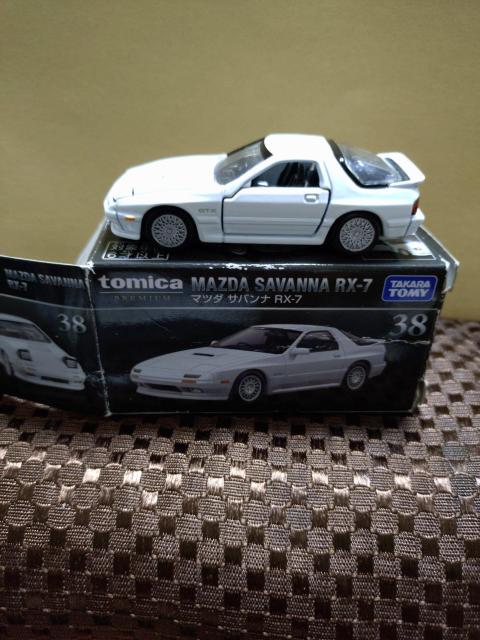 トミカ 1/61ミニカー マツダ サバンナRXー7 < ホビー トミカ 1/61ミニカー マツダ サバンナRXー7 < ホビーの