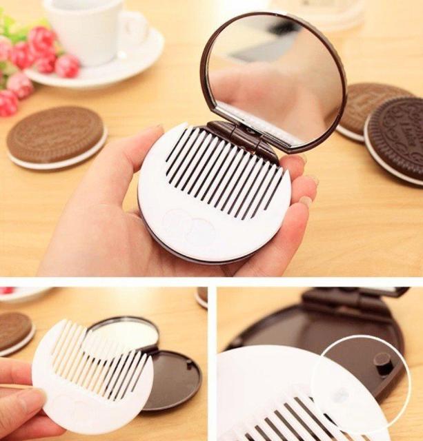 2個セット★コンパクトミラー★コーム付ミラー★クッキーサンド型ミラー★可愛い★鏡★ハンドミラー★プチギフト★新品未使用★送料無料 < 女性ファッション 2個セット★コンパクトミラー★コーム付ミラー★クッキーサンド型ミラー★可愛い★鏡★ハンドミラー★プチギフト★新品未使用★送料無料 < 女性ファッションの
