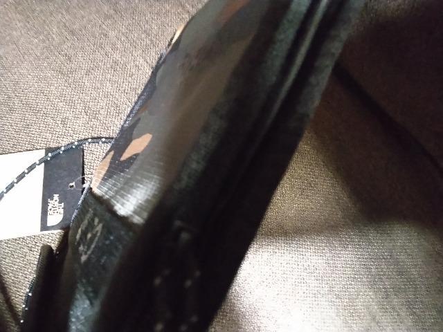 �V�i�m�[�X�t�F�C�X BOZER NECK POUCH �� �u�����h�� 