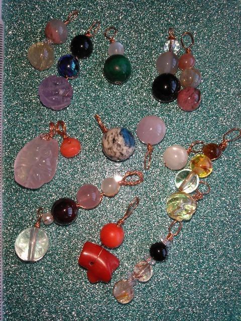 ハンドメイド★天然石ペンダントトップ ミニミニちゃん お裾分け < 女性アクセサリー/時計 ハンドメイド★天然石ペンダントトップ ミニミニちゃん お裾分け < 女性アクセサリー/時計の