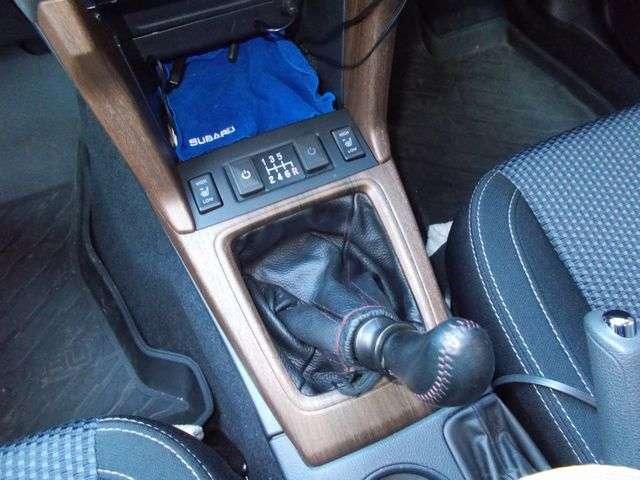 フォレスター 取付例あり 汎用本革シフトブーツ type2 < 自動車/バイク フォレスター 取付例あり 汎用本革シフトブーツ type2 < 自動車/バイク