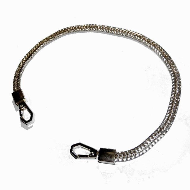 送料無料 銀色 V字型 ウォレットチェーン お財布に シルバー色 < 男性アクセサリー/時計 送料無料 銀色 V字型 ウォレットチェーン お財布に シルバー色 < 男性アクセサリー/時計の