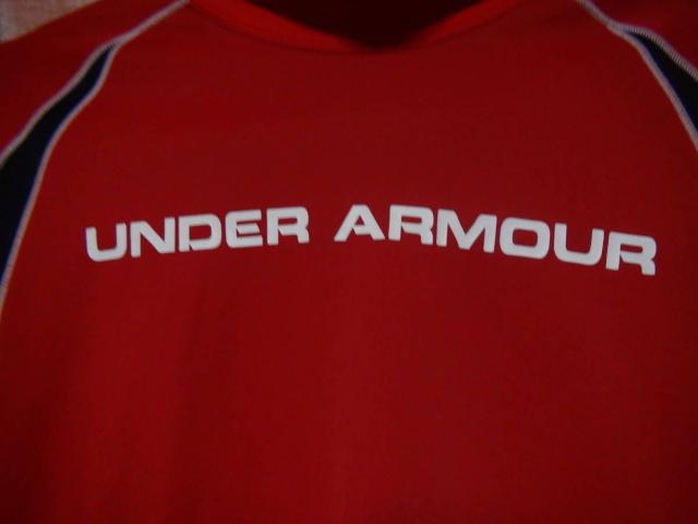 UNDER ARMOUR アンダーアーマー 長袖スポーツウェア(L) !。 < 女性ファッション  UNDER ARMOUR アンダーアーマー 長袖スポーツウェア(L) !。 < 女性ファッションの