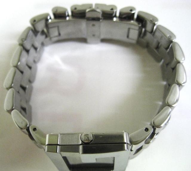 i jp v Ob` GUCCI 3600 J ubN 0113852  uh 