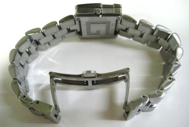 i jp v Ob` GUCCI 3600 J ubN 0113852  uh 