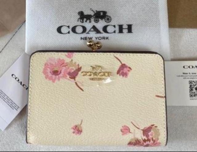 COACH ��܂���z�@���܌��@�L�X���b�N�@�ԕ��@�t���[���� 