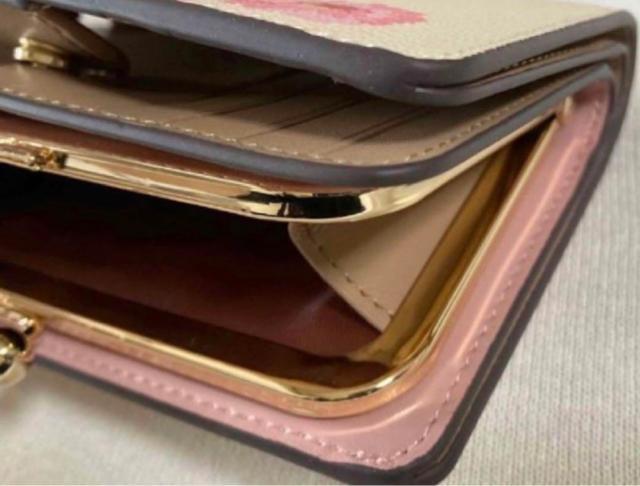 COACH ��܂���z�@���܌��@�L�X���b�N�@�ԕ��@�t���[����