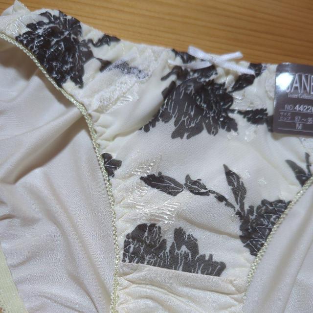 �V�i�ߗރN���[���F���ԕ��M �� �����t�@�b�V������ 