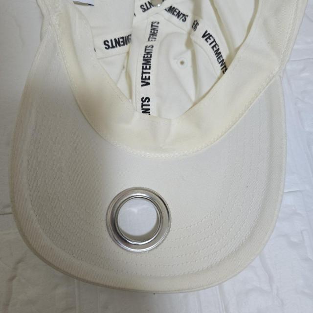 Vetements Reebok�@���F�g�����@���[�{�b�N�@�L���b�v�@�X�q�@�� �� �u�����h�� 