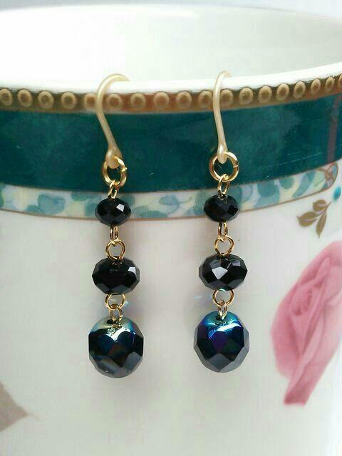 チェコジェットオーロラ&ジェット2連スワロ樹脂フック☆ < 女性アクセサリー/時計  チェコジェットオーロラ&ジェット2連スワロ樹脂フック☆ < 女性アクセサリー/時計の